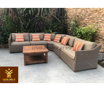 bo-sofa-may-nhua-ngoai-troi-m 2